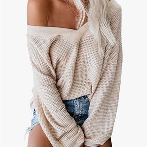 Chic V-Neck Sweater in Soft Pink and Cream